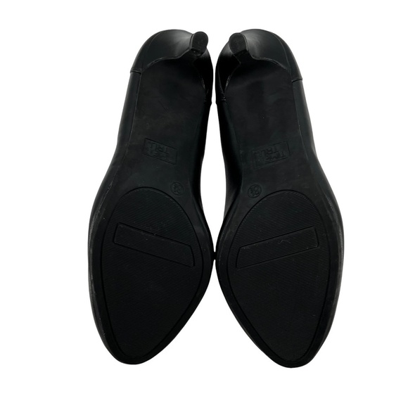Time & Tru Black Pumps Size 8 1/2 Women’s - Picture 8 of 8